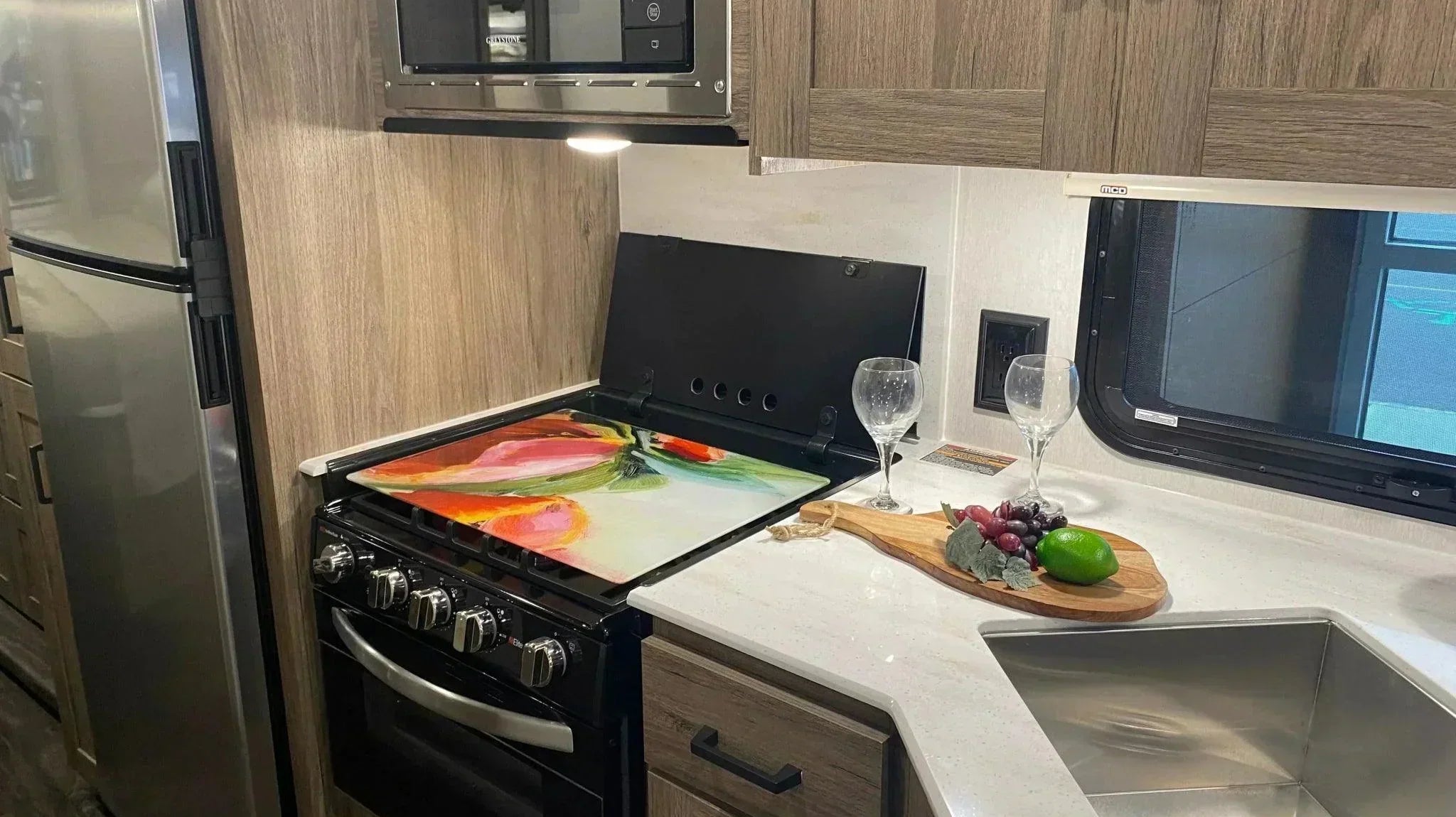 Smart RV Cooking Hacks Every Traveler Should Know